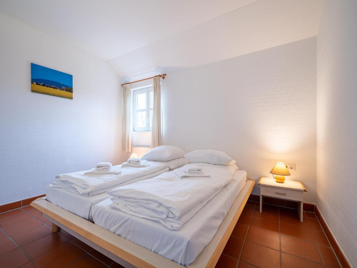 Feriendorf Rugana - Budget Appartement mit 2 Schlafzimmern und Terrasse A26 Dranske Exterior foto