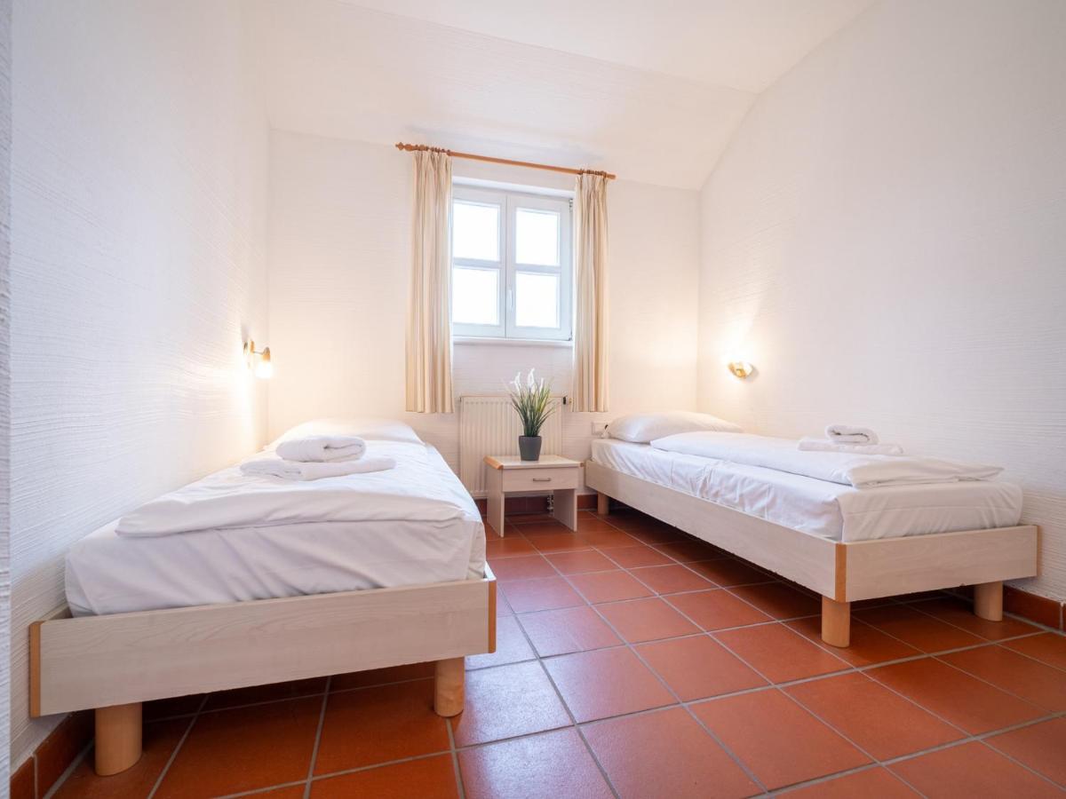 Feriendorf Rugana - Budget Appartement mit 2 Schlafzimmern und Terrasse A26 Dranske Exterior foto